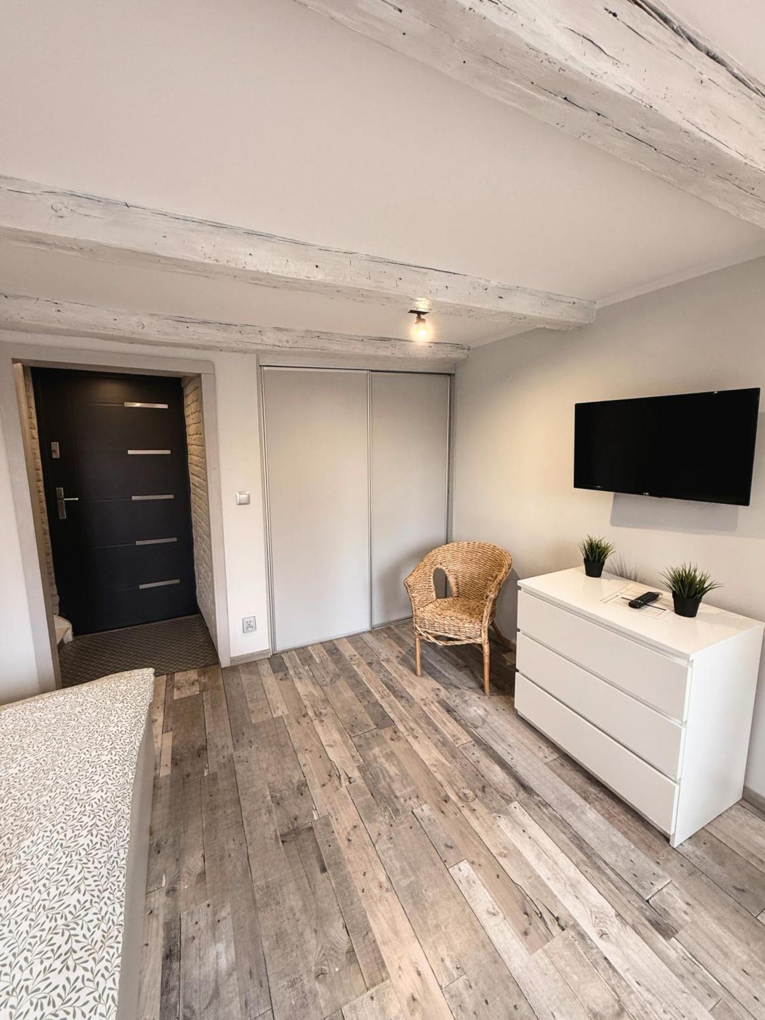 Apartament Z Widokiem Na Pomnik Kopernika - Rynek Staromiejski Stary Toruń Exterior foto