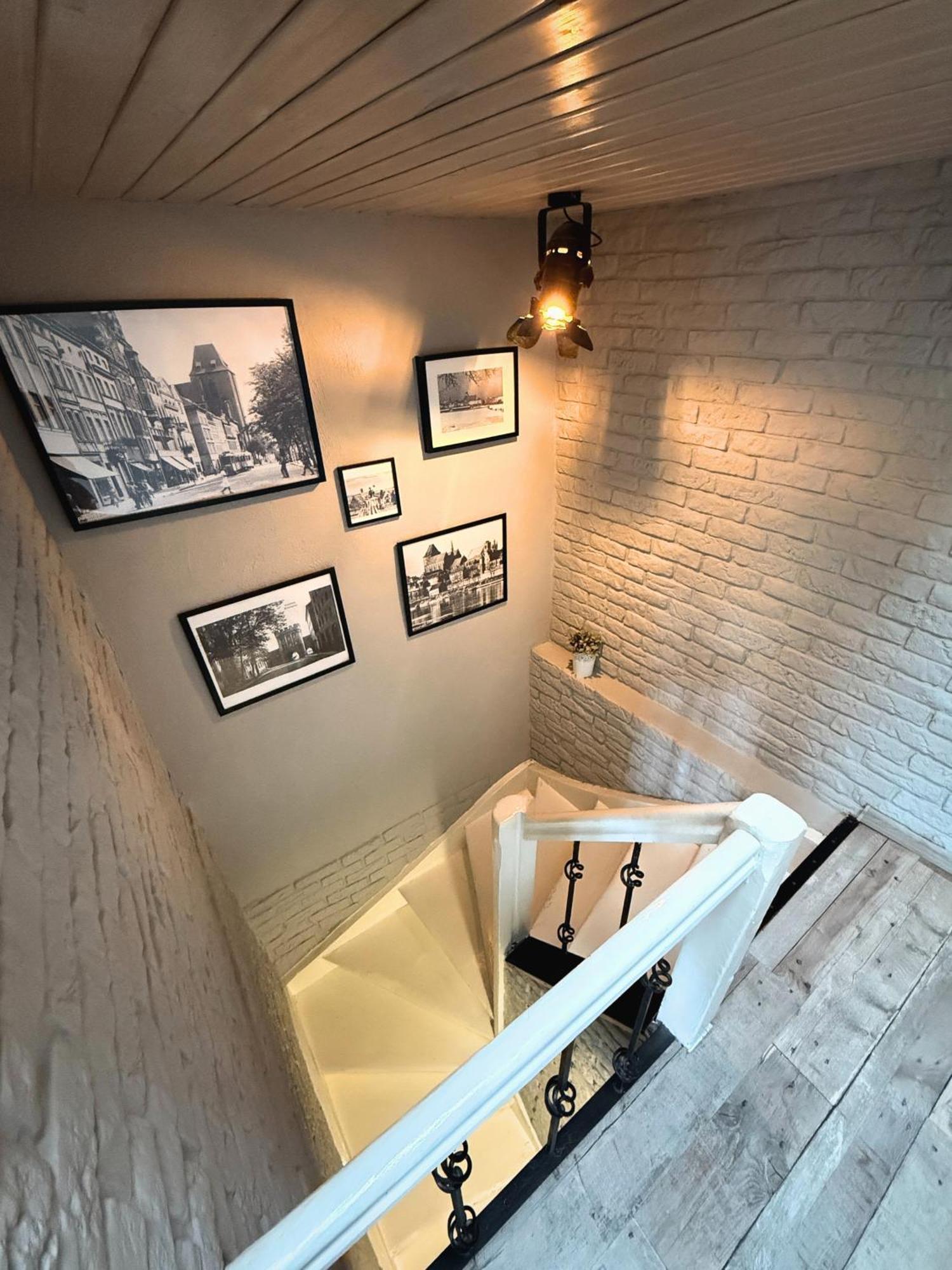 Apartament Z Widokiem Na Pomnik Kopernika - Rynek Staromiejski Stary Toruń Exterior foto