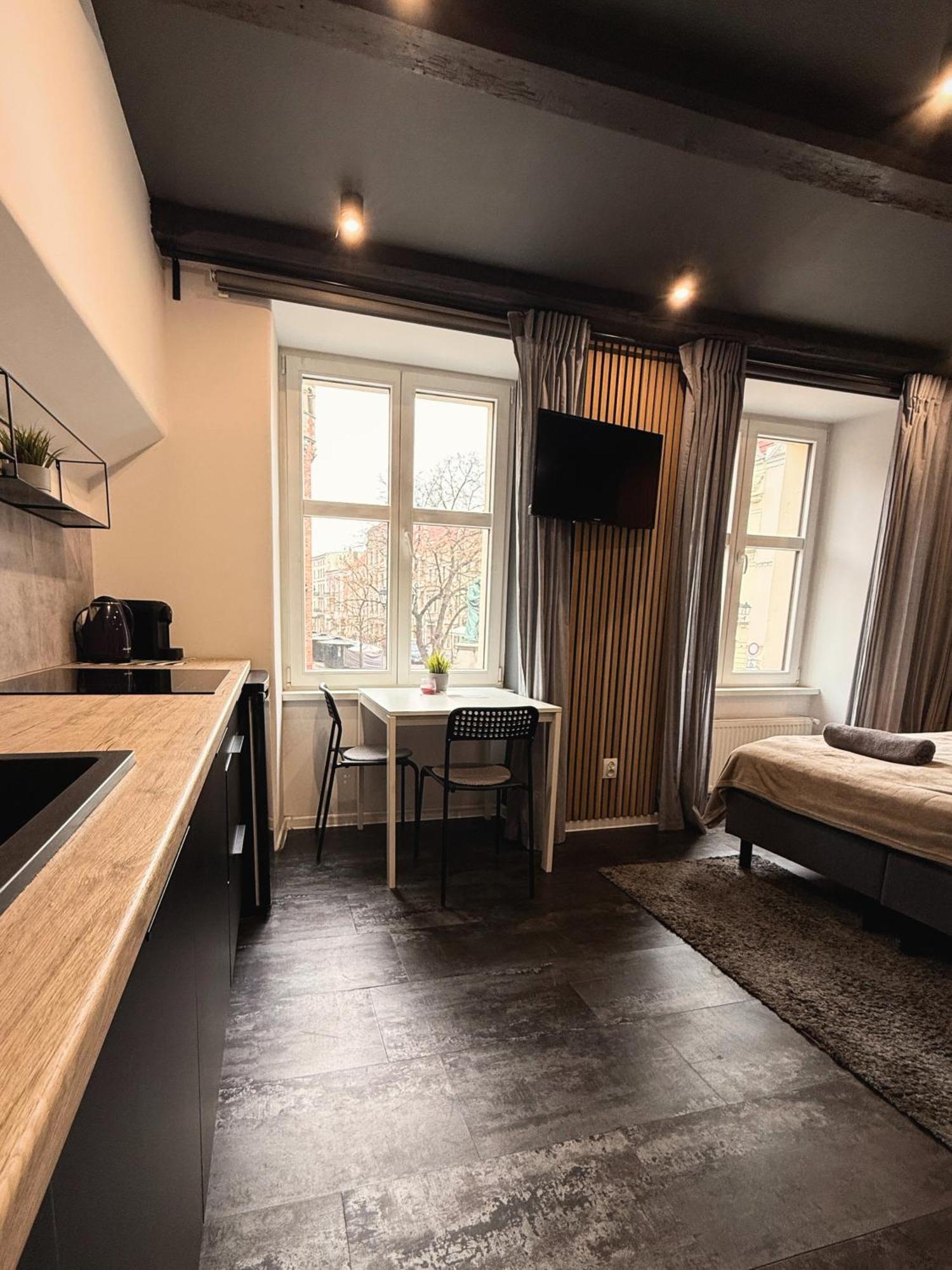 Apartament Z Widokiem Na Pomnik Kopernika - Rynek Staromiejski Stary Toruń Exterior foto