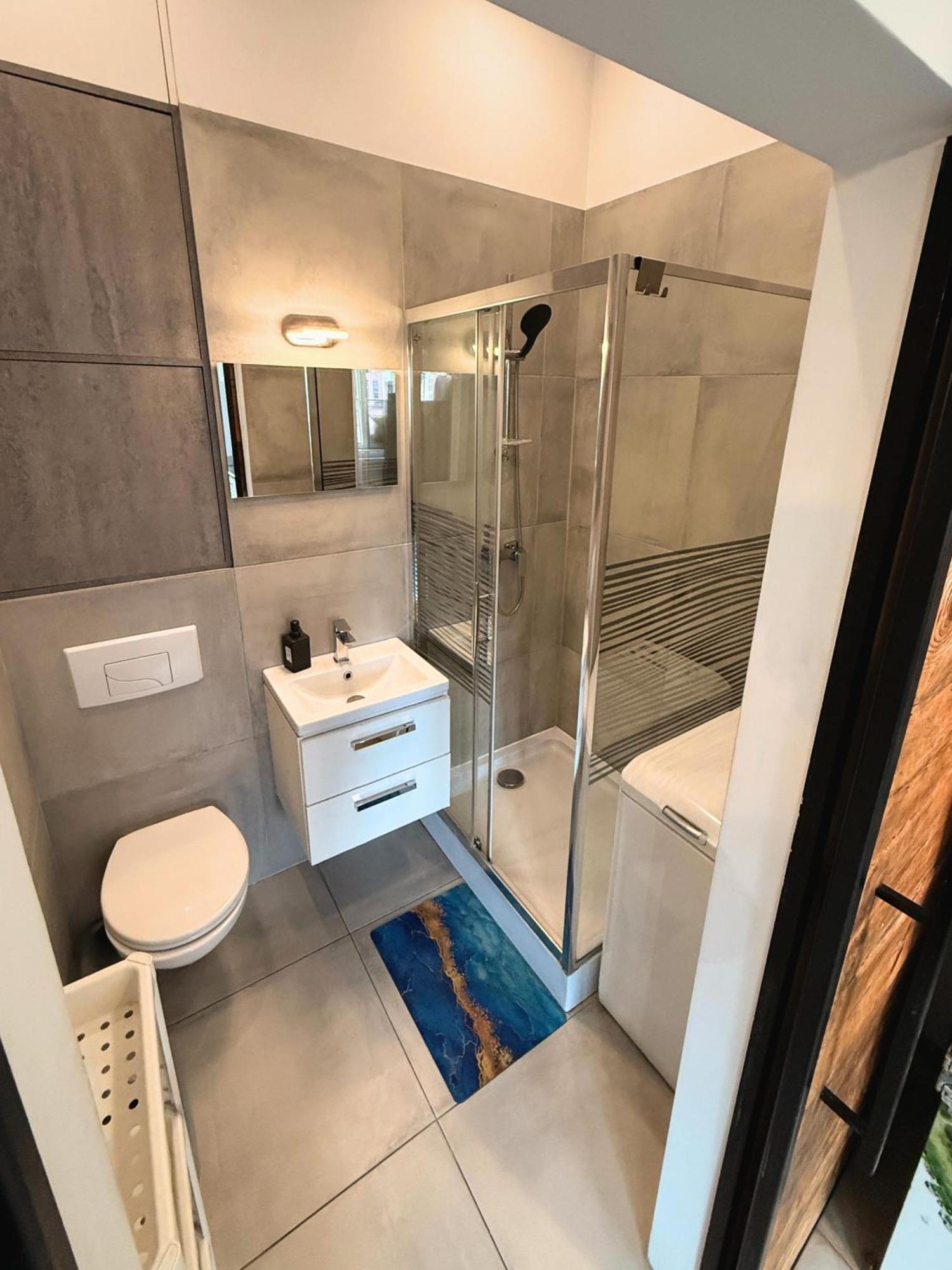 Apartament Z Widokiem Na Pomnik Kopernika - Rynek Staromiejski Stary Toruń Exterior foto